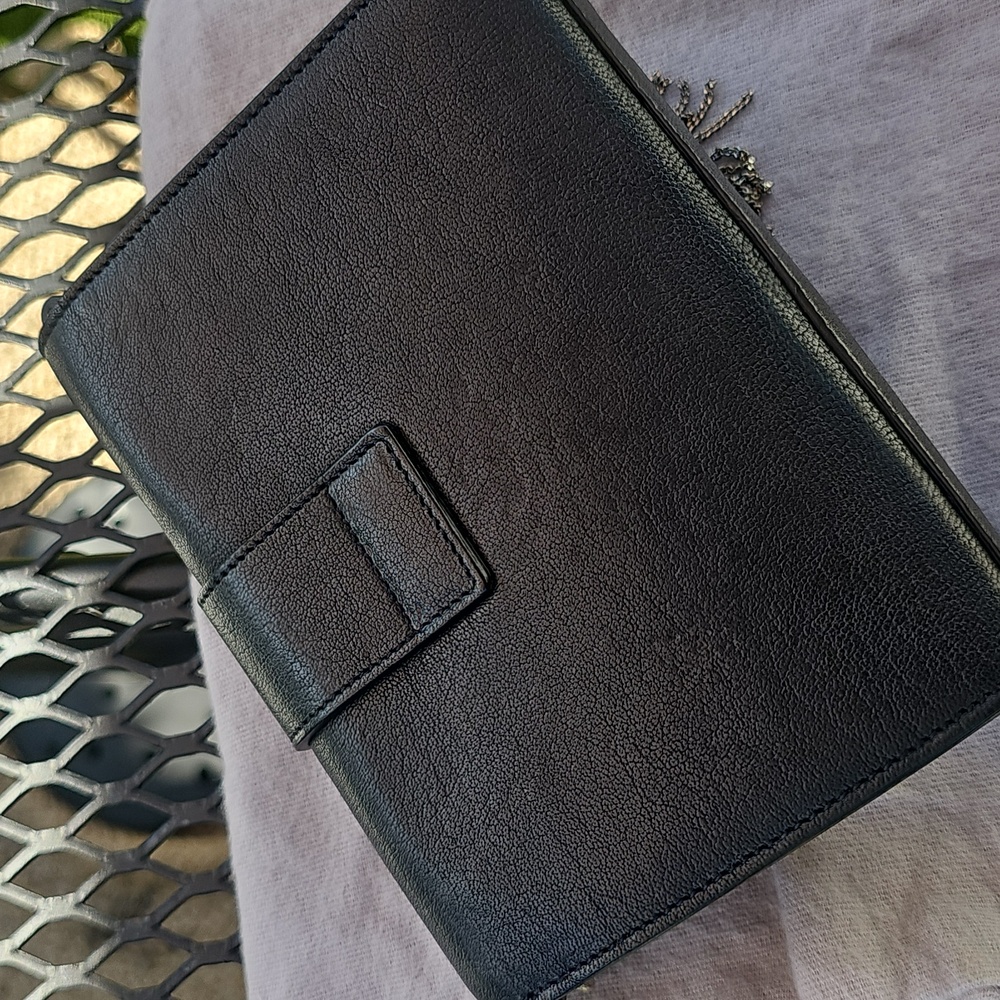 Saint Laurent Snake Crossbody Clutch - Picture 13 of 13